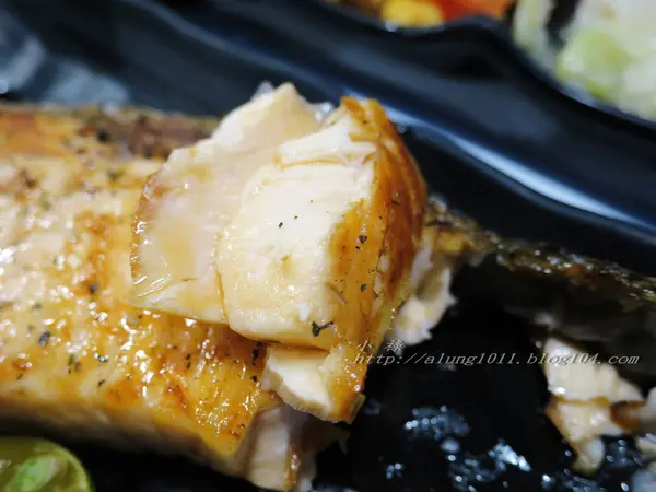 大海的味道..    海裕屋