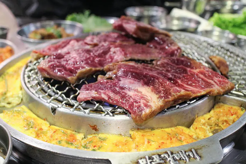 台北／大安 新麻蒲海鷗台灣一號店 五花肉王者！地表最強韓式燒烤來了（近忠孝敦化 延吉街 國父紀念館站 華視）