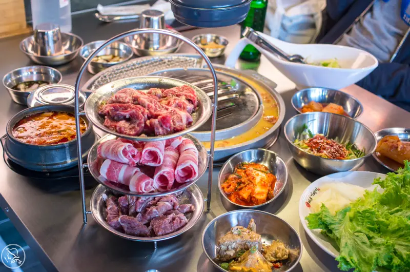 韓式·食話食說｜新麻蒲海鷗韓式燒肉店，全球最大韓國料理連鎖店強勢登台/國父紀念館站/華視週邊美食/東區美食/