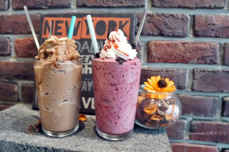 [台北不限時餐廳] HEY CAFE 市區裡遠離塵囂的秘密基地 鄰近善導寺站 中式餐點/帕里尼/義大利麵/燉飯 - 安妮的天空