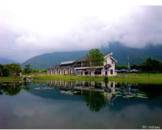 花蓮縣遊：依山傍湖彷彿置身歐洲【夏洛克villa.民宿（SUMMER ROCK）】