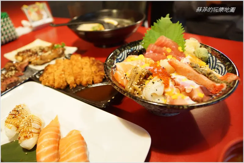 《板橋日本料理》八八食堂~超豪華的八八御膳丼, 多種海鮮一次滿足