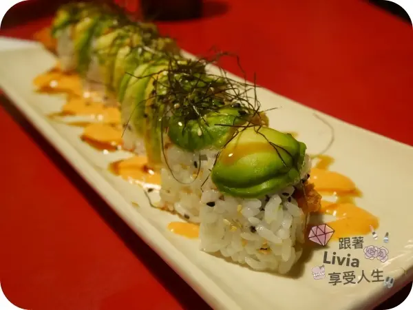 美食。餐廳│ 新北市板橋區 板橋捷運站 板橋日本料理推薦 八八食堂 創意壽司/生魚片/拉麵 （二訪） ❤跟著Livia享受人生❤