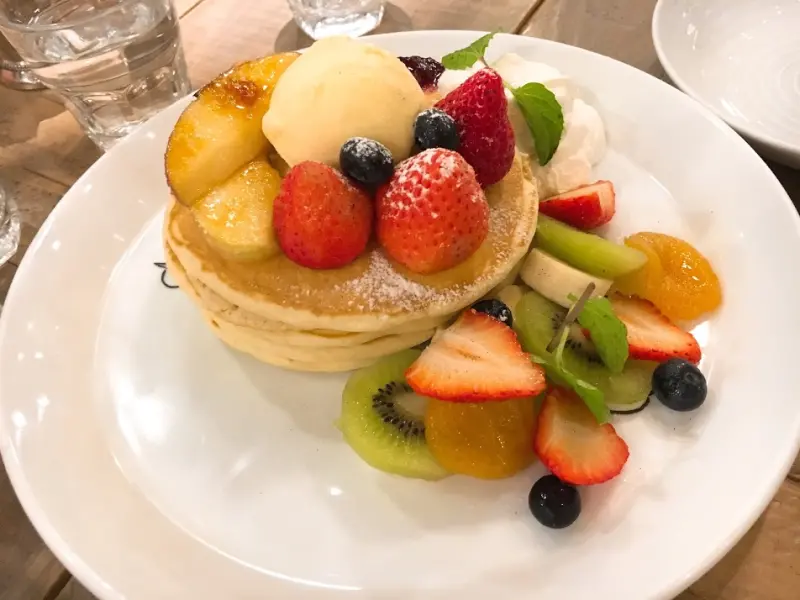 [台北]杏桃鬆餅屋UZNA OMOM。東區下午茶 忠孝復興站SOGO五樓