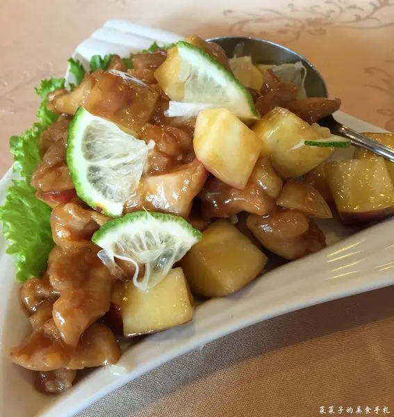 [台南東區]濃園滿漢餐廳|喜宴、家族聚餐、尾牙台菜餐廳|過年圓桌圍爐的餐廳好選擇|介紹主廚新菜囉!        
      