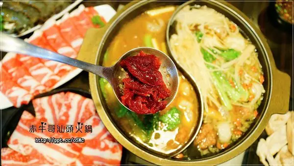 【赤牛哥汕頭火鍋】行天宮美食～非凡大探索‬強力推薦，台灣溫體黃牛肉／自製沙茶醬‬／手工三餃拼盤／獨家滷大腸