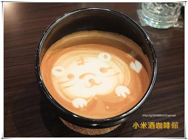 【台北市】東門站。永康街。下午茶。蛋糕。甜點。輕食。卡哇依療癒系咖啡拉花♥Xiaomijo 小米酒咖啡館♥