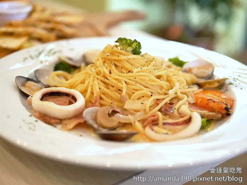 【台南食記】東區 夏帕焗烤專賣(台南夢時代店) ● 餐點選擇多樣化的聚餐好去處！❤❤