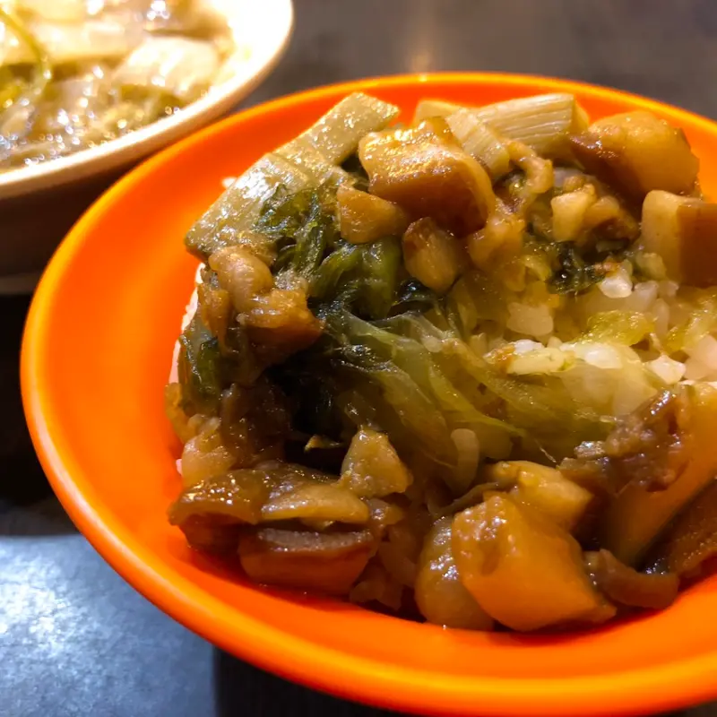 【企鵝吃新北】蓮霧滷肉飯