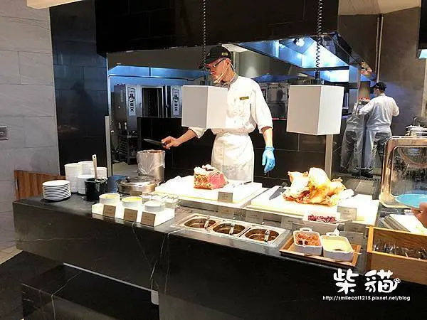 【台北】來一次胖三圈~台北CP值破錶吃到飽餐廳:::柴貓IN【漢來海港餐廳】