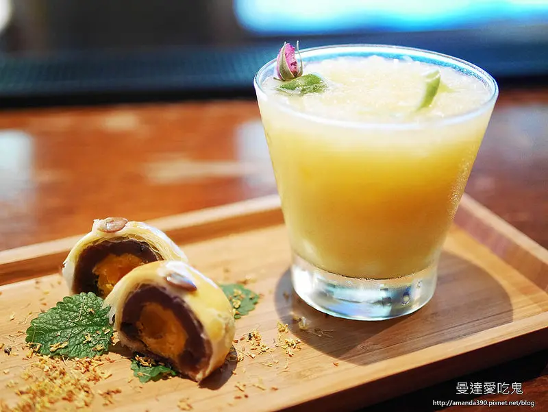 【台南食記】南區 麥芽酒吧 ● IRON public house ● 應景蛋黃調酒「中秋節快樂」！❤❤