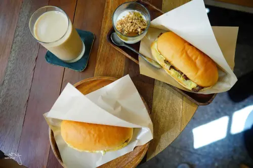 春丸餐包|台中美術館老宅文青風餐包，甜鹹口味一次搞定