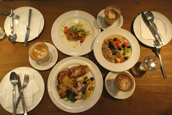 woolloomooloo(西門店)‧隱身塗鴉牆裡的工業風氣氛餐廳，擺盤功力一流！