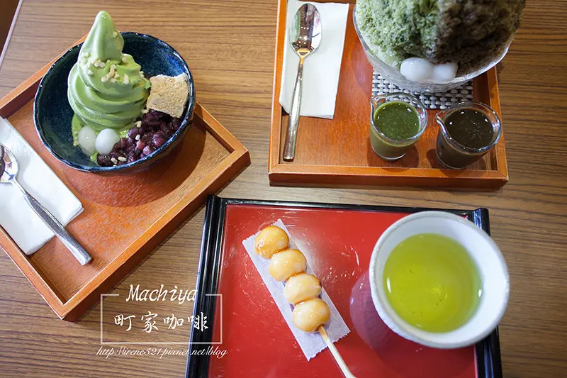 【台中】向上市場美食/隱身市場內的日式小店/像小山般的日式刨冰．Machiya 町家咖啡