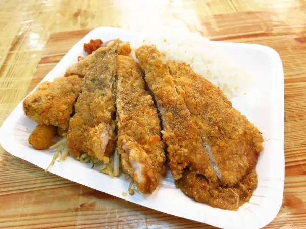 【三重美食】香噴噴炸雞-酥炸美味雞排