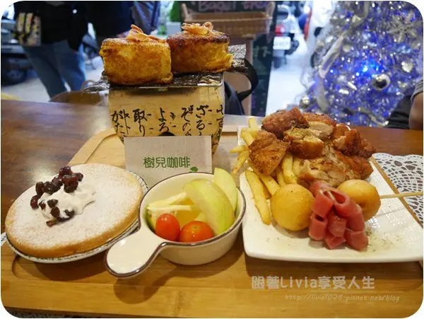 美食。餐廳│ 新北板橋區 板橋捷運站 新板特區美食 樹兒咖啡 bagel tree  ❤跟著Livia享受人生❤