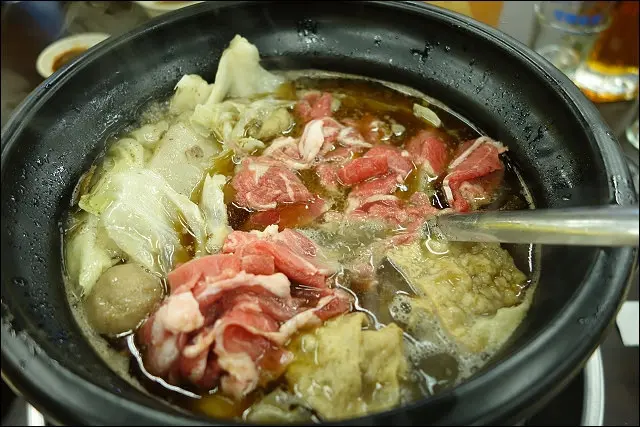 《捷運板南線美食/新埔站/板橋車站》長疆炭燒羊肉爐~縣民大道新開店