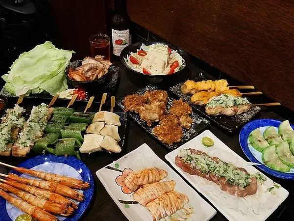 熊賀串燒居酒屋-新北蘆洲串燒居酒屋  日式風格料理  讓你點完一桌荷包不淌血  多人分享更實惠
