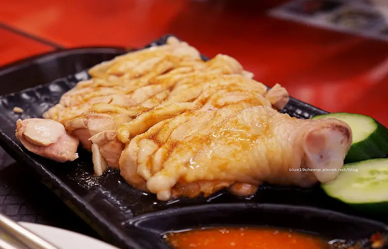 【台中北區】新加坡美食 - 新加坡樂手開的.價格實惠.生意很好.海南雞肉不錯吃.食尚玩家報導