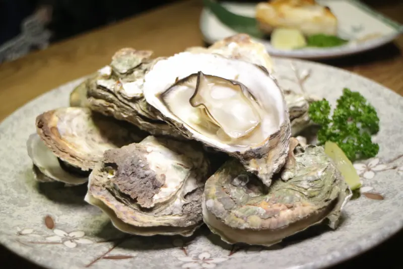 中山區燒烤居酒屋~捷運松江南京站"阿國海鮮燒烤小鋪"限量推出銅板價"海膽丼飯",錯過可惜的好滋味!林森北條通聚餐宵夜首選~