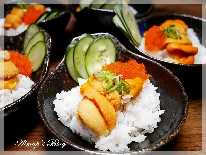 海膽控注意！限量海膽小丼飯只要五十元！！吃到痛風我願意❤阿國海鮮燒烤小鋪 海膽季