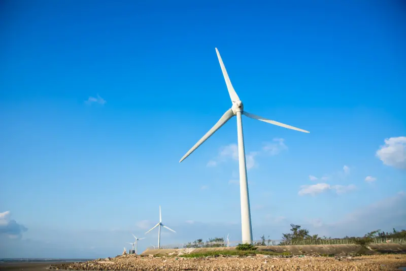 Miaoli｜苗栗‧通霄｜乘風踏浪，跟著我到白沙屯海邊玩沙看海觀賞夕陽