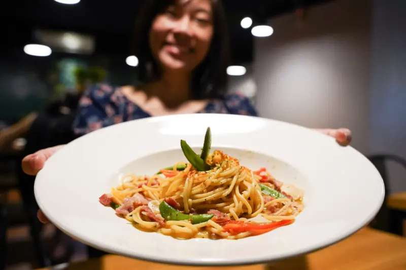 【食記】In My Home 義式小餐館、中和美食、永和美食、義大利麵推薦、親子餐廳、寵物友善 | 廢人老P (旅行廢人·走不遠)