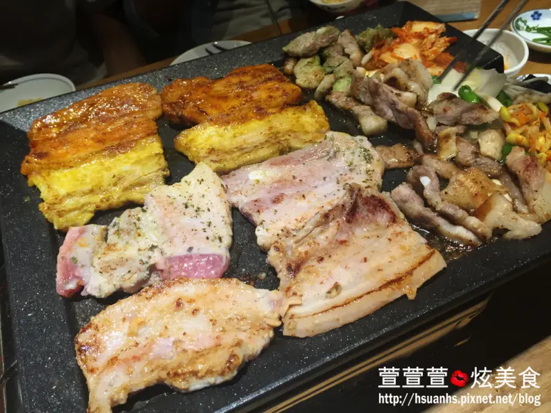【台北】娘子韓食(市民店)。厚烤五花肉的8種口味 紅酒口味好令我回味!!