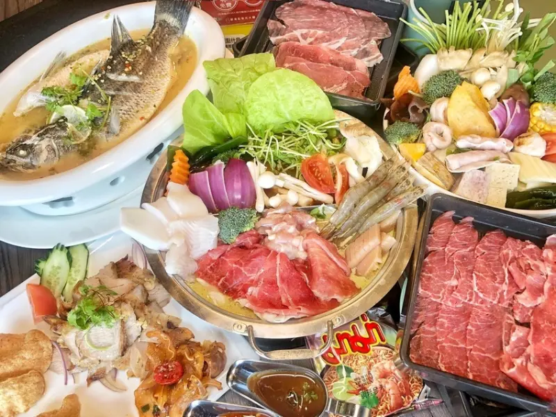 【 台南 ‧ 東區 】銀湯匙泰式火鍋吃到飽 主打獨家特色湯頭與精選肉品 多達109種美食經典饗宴通通無限量供應