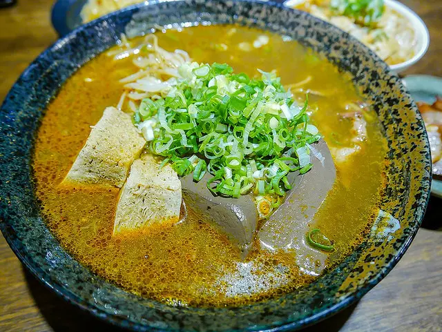 【台北捷運美食地圖】【南京三民站】勝面 拉麵/泡飯/餃子