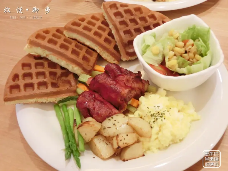 《美食推薦》【桃園】放慢腳步複合式咖啡店。創意鬆餅早午餐 咖啡 輕食 下午茶 藝文特區巷弄隱藏版美食 親子餐廳 桃園必吃美食推薦(文末贈獎)