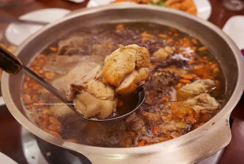 【台中大雅】沙卡燒酒雞 Saka - 全酒中藥湯頭.慶祝節日家庭聚會.桌菜選擇多.建議訂位