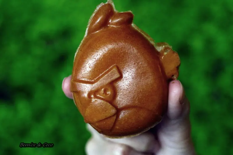 (新北 板橋美食) 憤怒鳥 皇冠豬日式脆皮雞蛋糕 Q嗶胖卡車日式脆皮雞蛋糕