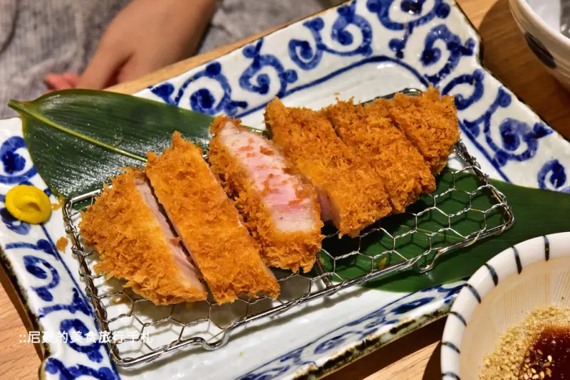 [台北中山] 超下飯的香酥日式炸豬排 靜岡勝政日式豬排 大直美麗華靜岡豬排美食推薦食記 含營業時間菜單價位