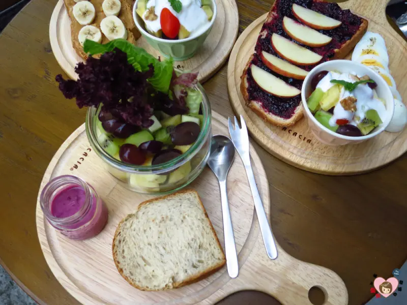 【台北美食】捷運信義安和站 10 square cafe～咖啡、甜點、早午餐的食享空間(附菜單) 