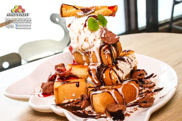 摩迅複合式餐飲(桃園大業店)│桃園市/民光東路(桃園咖啡、輕食好所在，3C產品檢修好幫手)