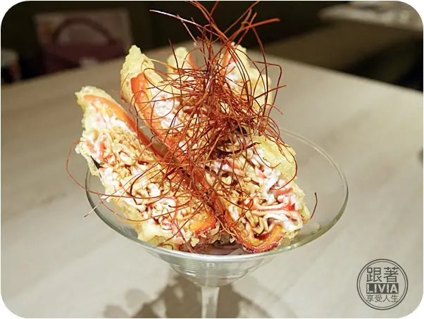 美食。餐廳│ 台北士林區 芝山捷運站 CA rolls 新美日式料理 創意料理/天母餐廳推薦/天母異國料理/天母聚餐 ❤跟著Livia享受人生❤