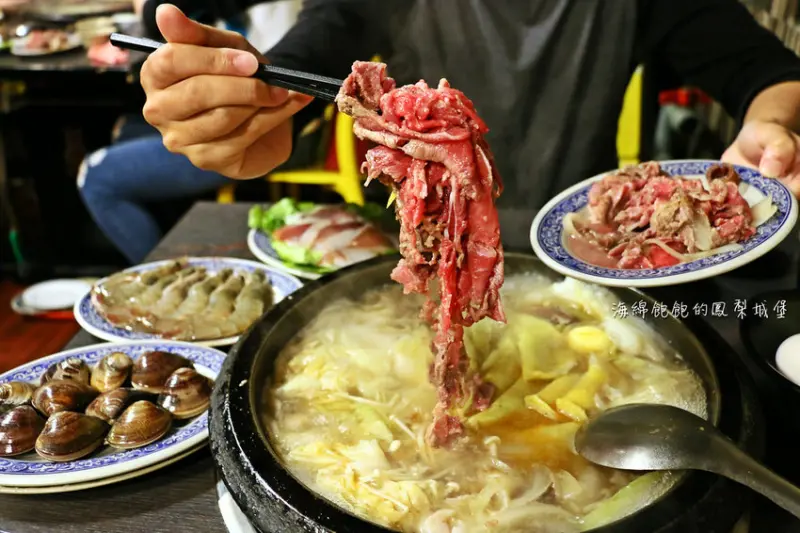 義美石頭火鍋｜基隆超人氣自助石頭火鍋，必吃推薦、排隊攻略、菜單價位