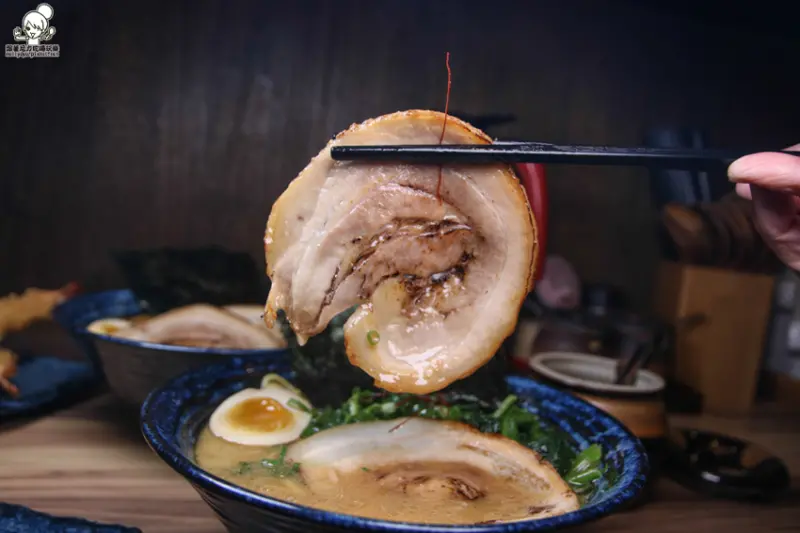 高雄TOP級的麵處小林，道地日式口味的日本拉麵 x 免費加麵一次 x 沾麵好吃大推 - 跟著尼力吃喝玩樂＆親子生活