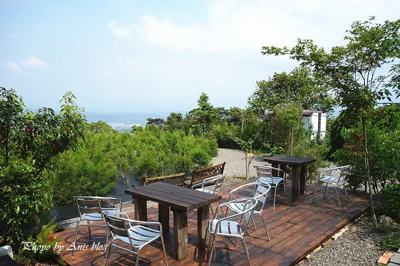 【南投市139縣道咖啡】29號花園；假日限定版！南投139縣道旁的巷弄裡秘境！遠離塵世的喧囂，寧靜下午茶庭園，欣賞可愛多肉盆栽，喝杯咖啡吹吹自然風。