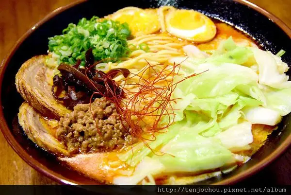花花，甲飽沒【台北食記】お帰り你回來啦 有著濃濃人情味的日式拉麵