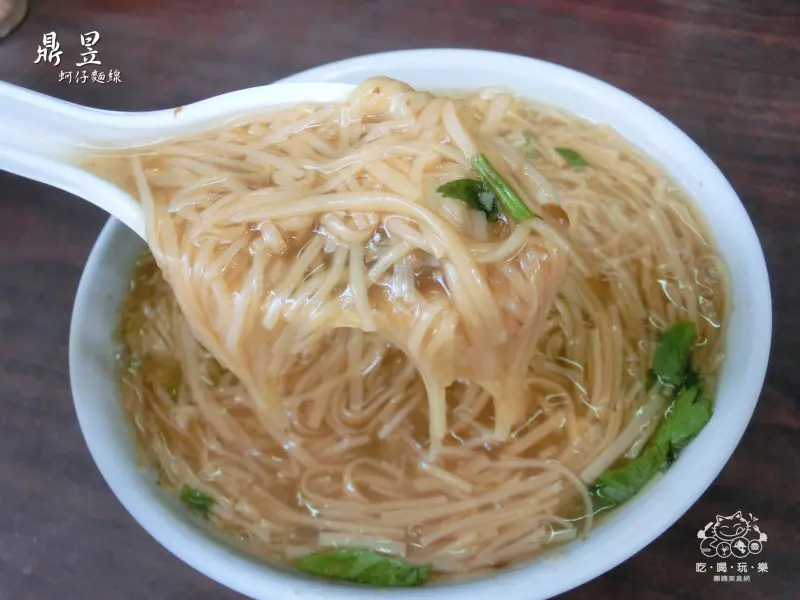 《美食推薦》【新北新莊】鼎昱蚵仔麵線(原後港一路郵局旁蚵仔麵線)。超人氣古早味蚵仔麵線 巷弄銅板美食 捷運丹鳳站隱藏版美食 新莊必吃排隊美食推薦(文末贈獎)