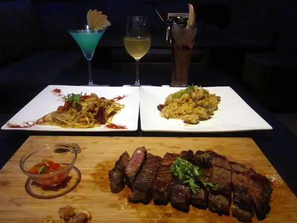 【台北市】美食、調酒、魔術讓人沉醉複合式時尚餐酒館-Elfin Restaurant & Lounge