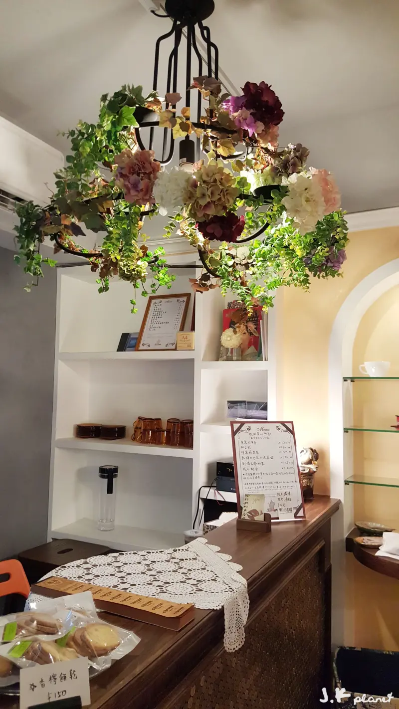 台北- 【哈打奶奶立吞處】二訪終於買到夢幻草莓蛋糕