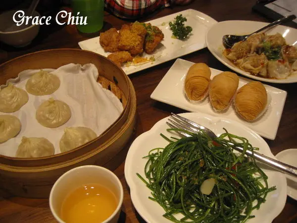 樂天皇朝(微風信義)～來自新加坡的小籠包傳奇