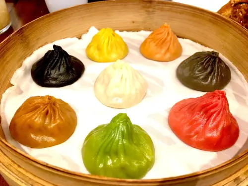 [台北] 信義微風 樂天皇朝 八色小龍包