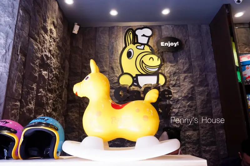 
全球唯一一家Caffè Rody主題餐廳  - 還有全球唯一電鍍大型Rody就在這裡！！！
