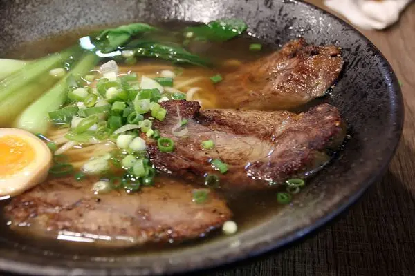 【初手作牛肉拉麵】厚切清燉牛特別