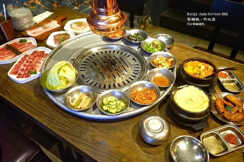文末有優惠 ❤ Bungy Jump Korean BBQ 笨豬跳 - 竹北店 ❤ 專人代烤韓國汽油桶燒肉, 新竹韓式燒肉第一選擇 #新竹竹北美食 #笨豬跳韓式烤肉 #中秋節烤肉 #生菜包肉 #聚餐首