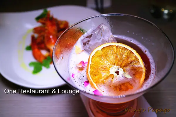 ［台北東區］One Restaurant & Lounge。時尚慵懶氛圍南洋風味料理│創意調酒體驗(捷運忠孝復興站美食)